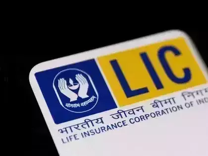 LIC संकटात आहे का ?